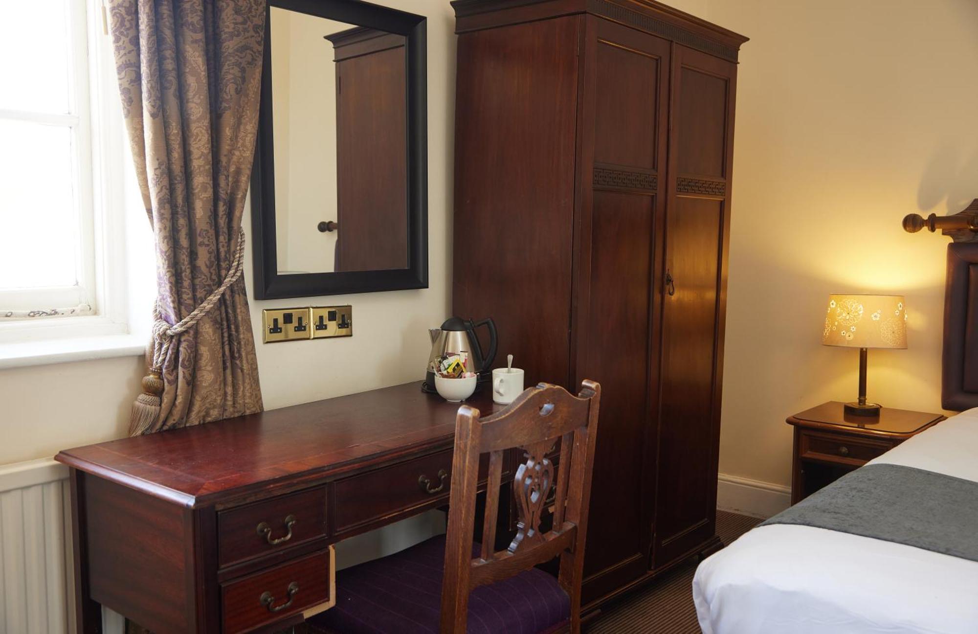 White Hart Hotel By Greene King Inns برينتري المظهر الخارجي الصورة